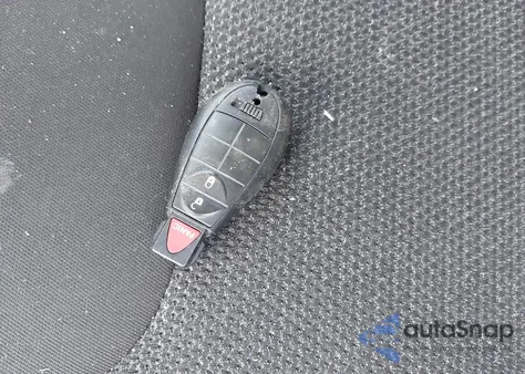 2019 Jeep Cherokee Latitude 4X4 из США, поврежденный, VIN 1C4PJMCB2KD107160